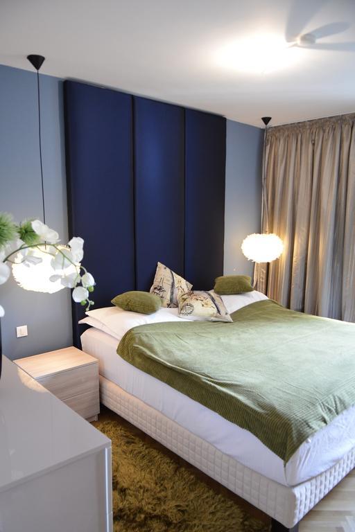 Top View Apartaments Brasov Bilik gambar
